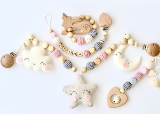 4er Set  Kinderwagenkette, Schnullerkette, Maxi Cosi  Anhänger und Beißring