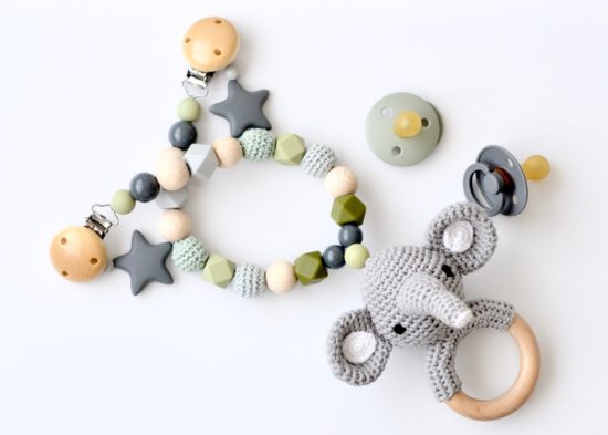Kinderwagenkette "Elefant" gehäkelt